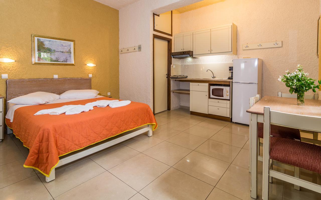 Lito Apartments Paleochora Esterno foto