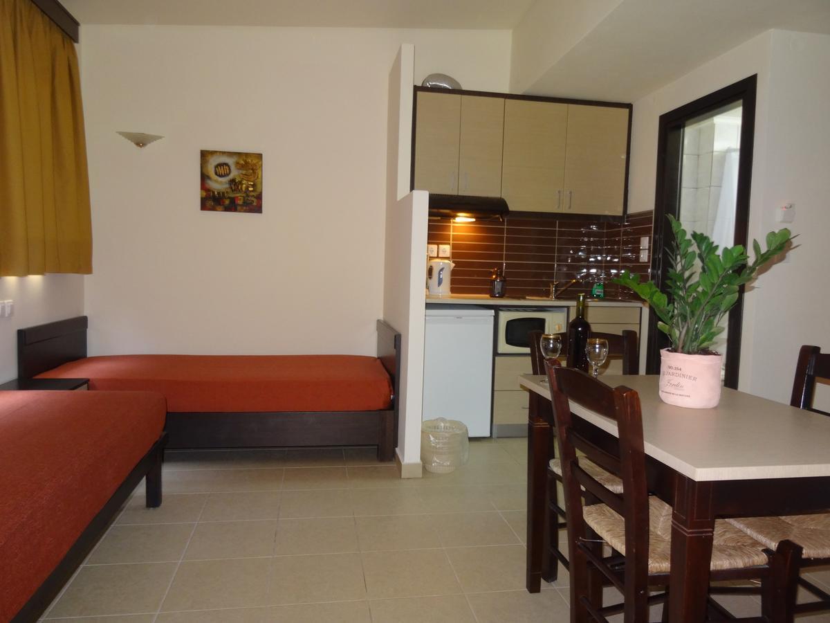 Lito Apartments Paleochora Esterno foto